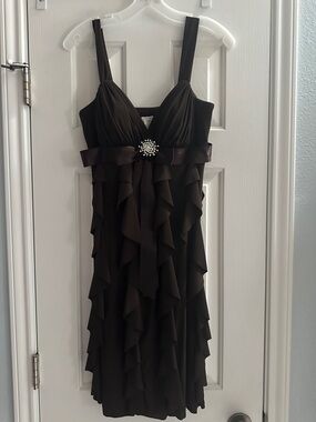 Cache Y2K Chocolate Brown Ruffle Midi Dress with Brooch Size 8 Coquette Femme